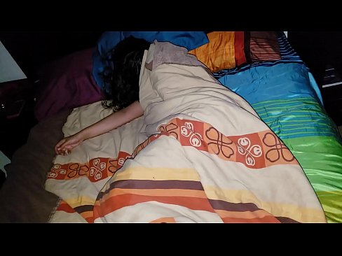 ❤️ Ögey oğul gənc ögey anası yatarkən onu təhqir edir. ❤ Porno fb az.pornpictureshq.ru
